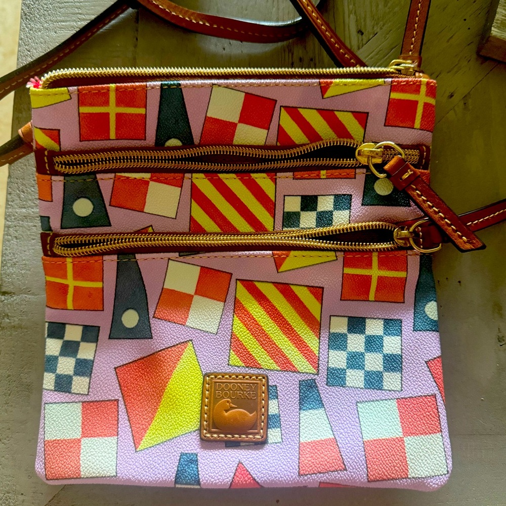 Dooney & Bourke bag